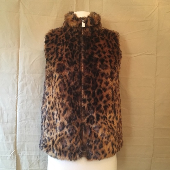 NWT J Crew Leopard Faux Fur Vest - Picture 4 of 8